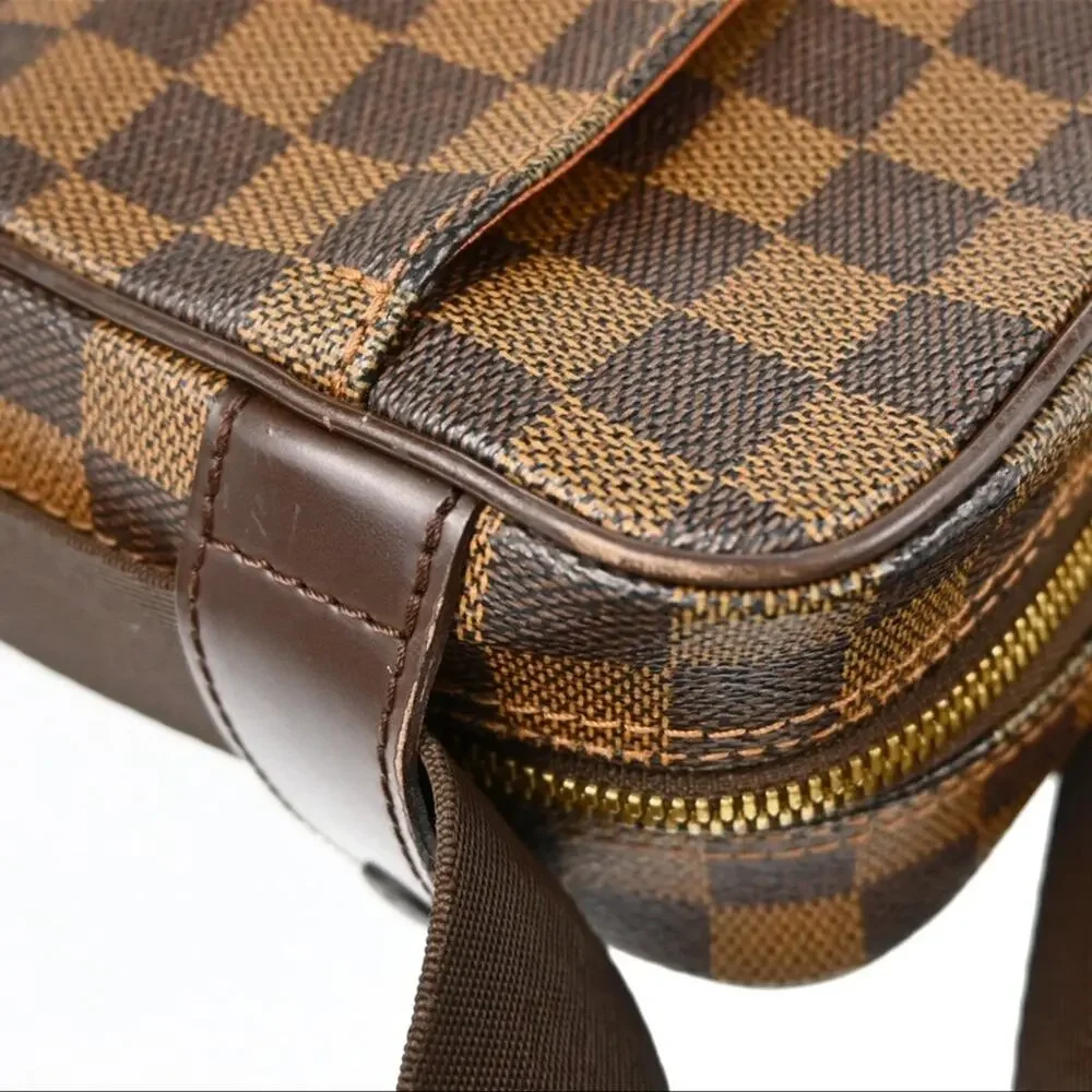 Authentic Louis Vuitton Damier Olaf PM Shoulder Bag MI1024 - Picture 4 of 10